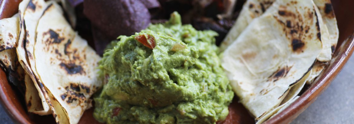 RSS Chunky Authentic Guacamole with Carnitas, Tortillas, and Chips 3